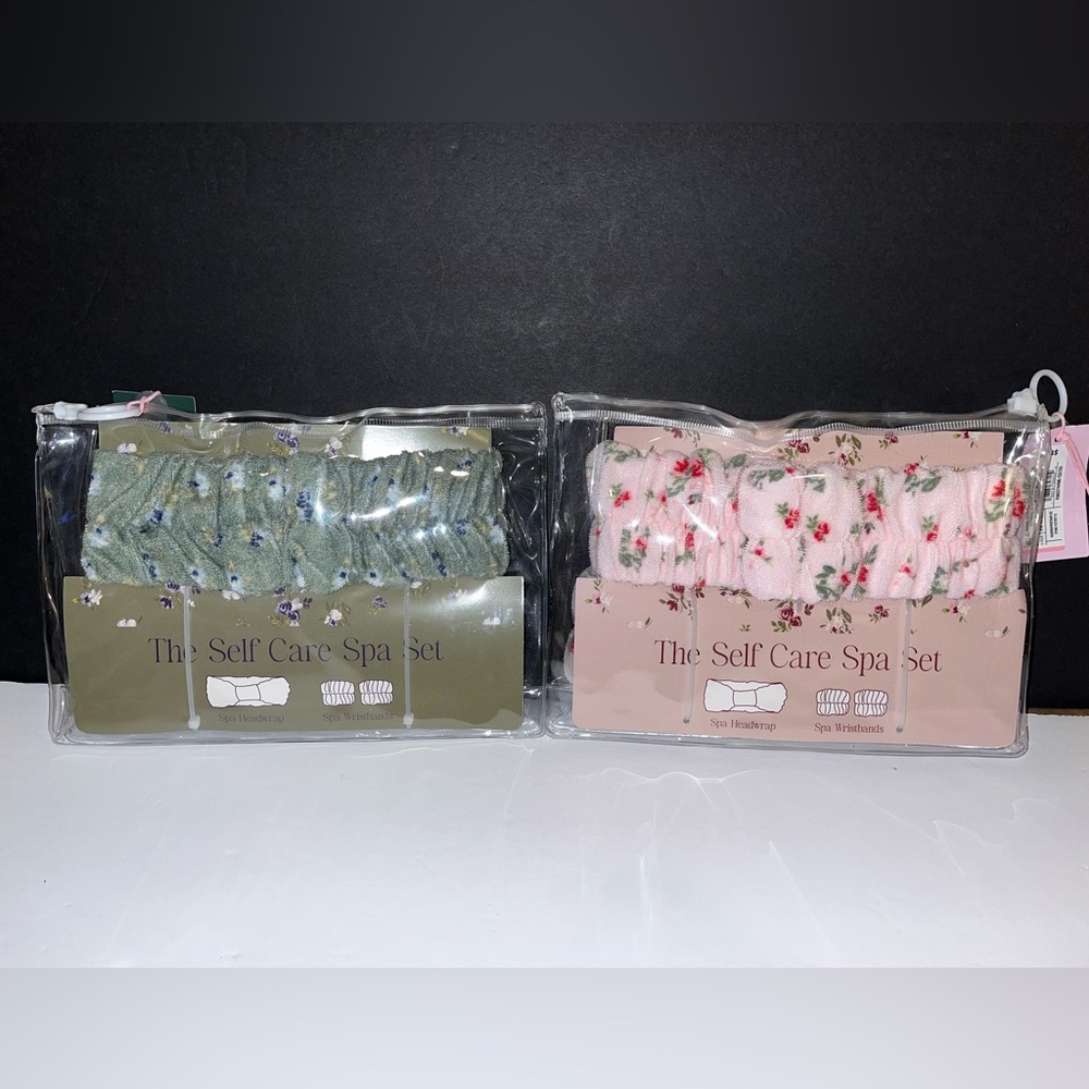 NWT Floral Self Care Spa Set Headband Wristbands Gift Set